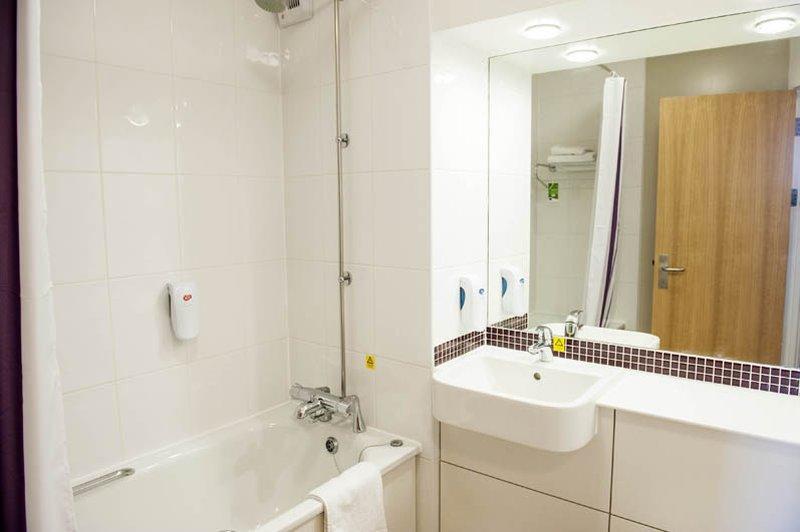 Premier Inn Bristol East Emersons Green Coalpit Heath Bagian luar foto
